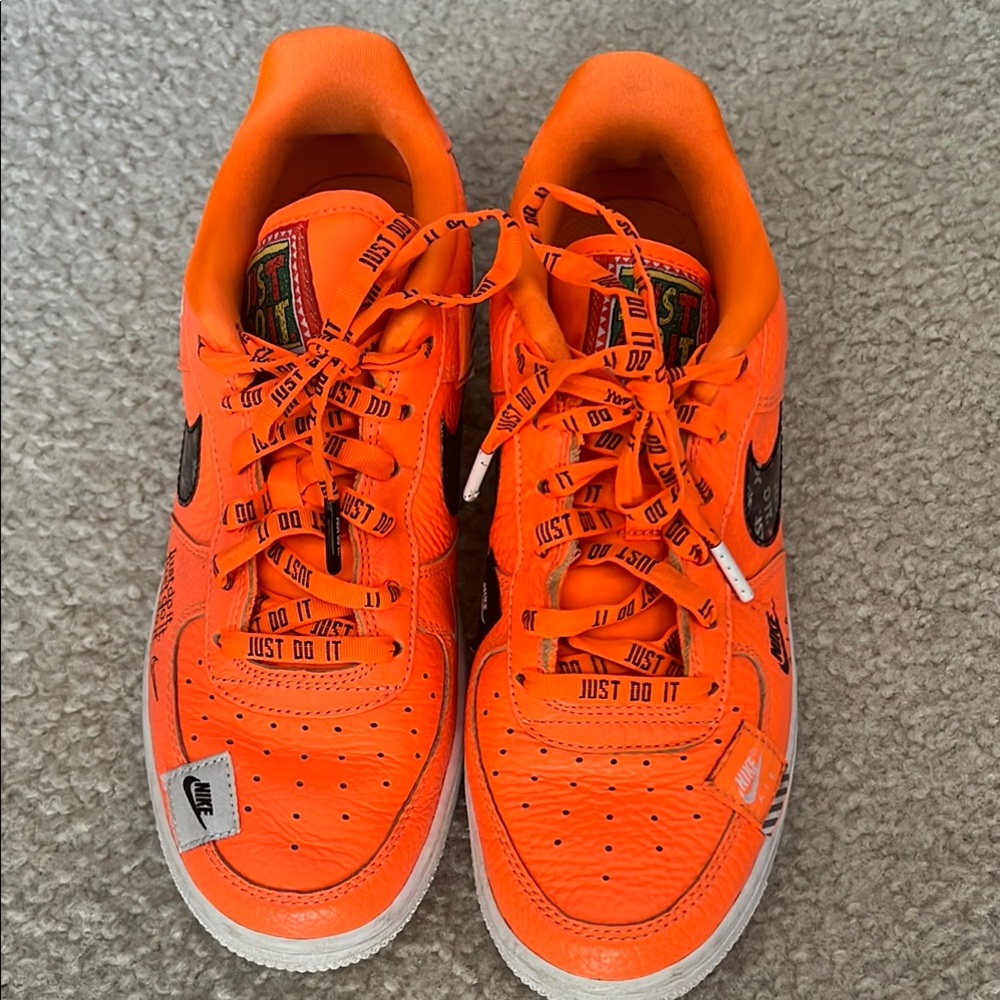 Orange Air Force 1